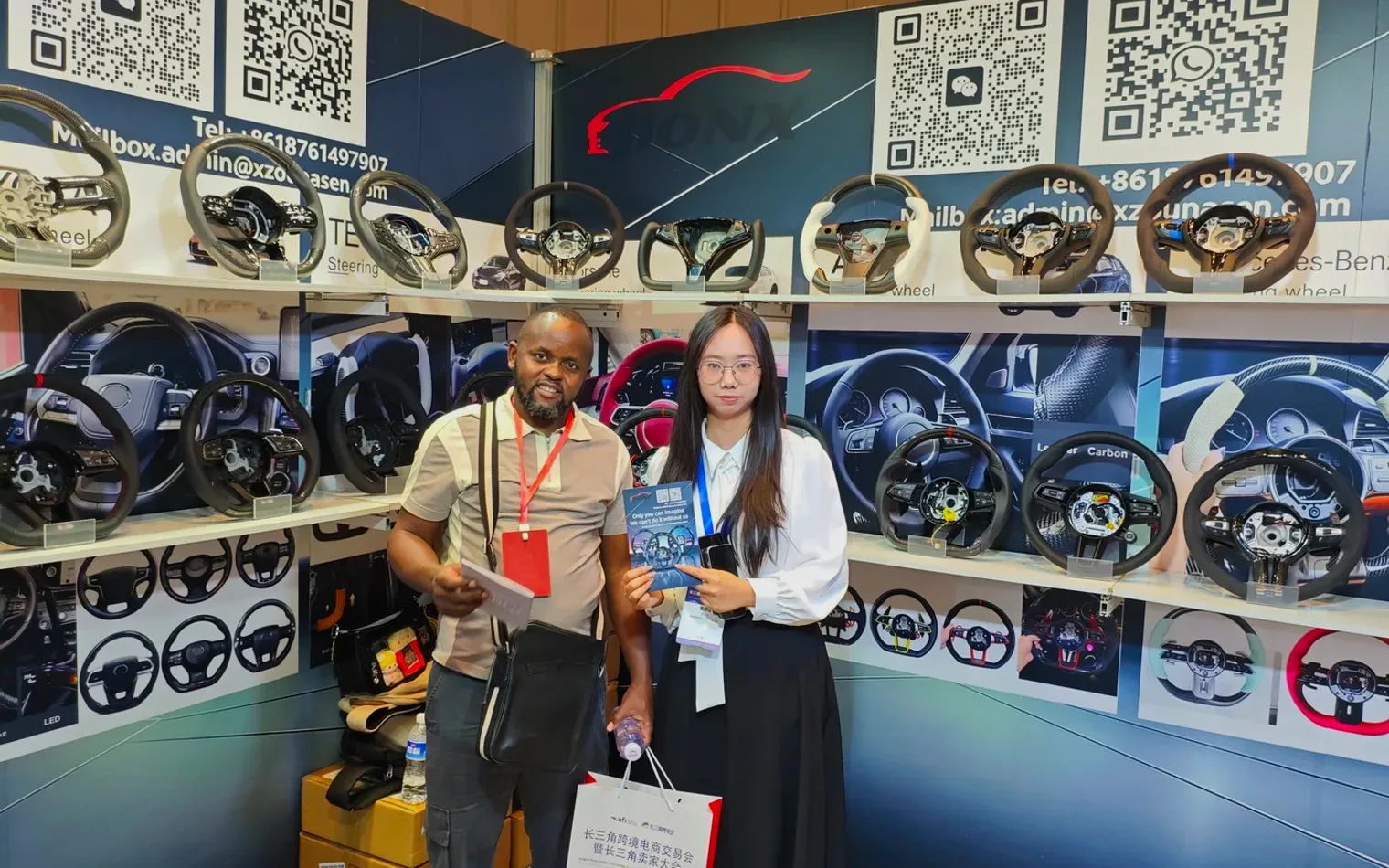 RYDEMARK team meeting an overseas customer at an international trade show